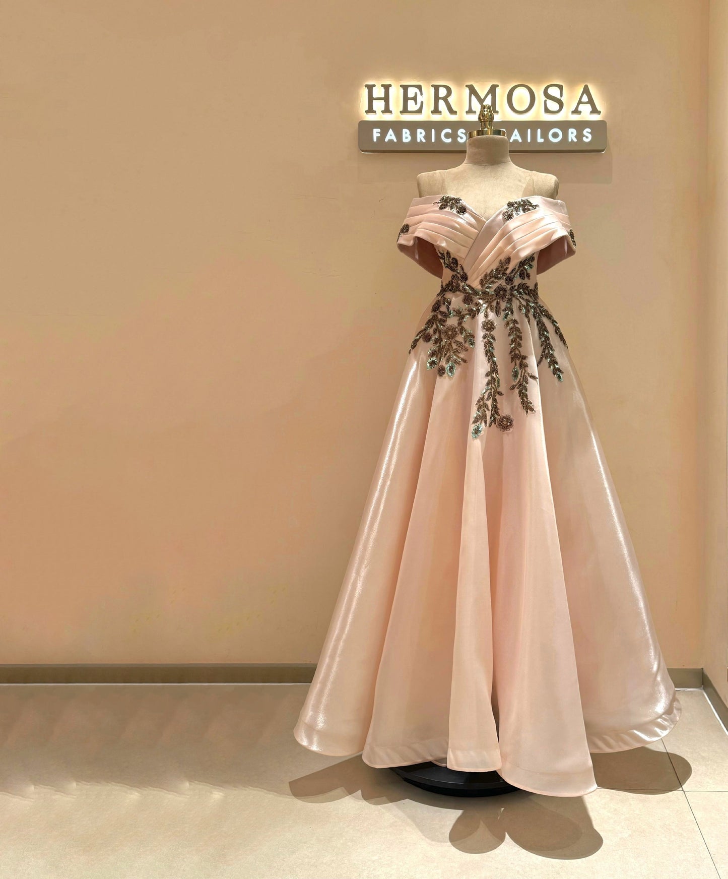 HER220